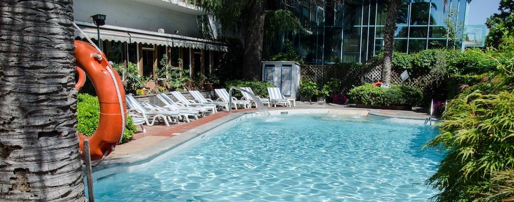 Grand Tamerici & Principe Hotel 4*